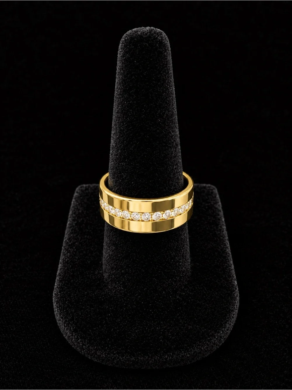 Gold Band Ring with Channel Set Clear Stones Size 6